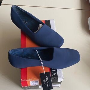 Vionic Orthotic Flats Navy Blue Comfort Shoes NEW w/ Tags